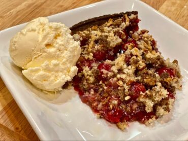 Cherry Crumble